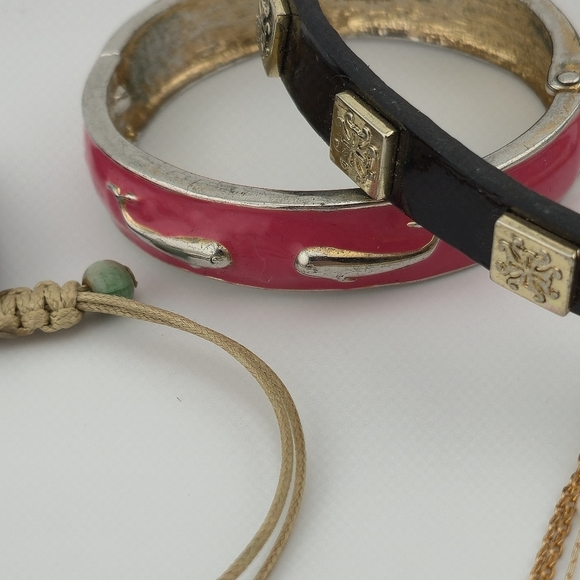 Mystery Jewelry Lot | Bulk Gift Bundle | Reseller Treasure Hunt Fun - Picture 4 of 6